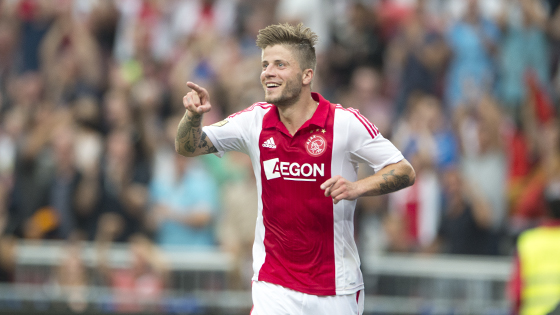 稳操胜券 稳操胜券