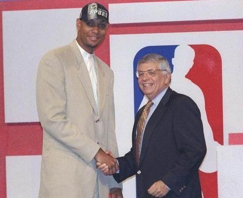 得非常刻苦 得非常刻苦